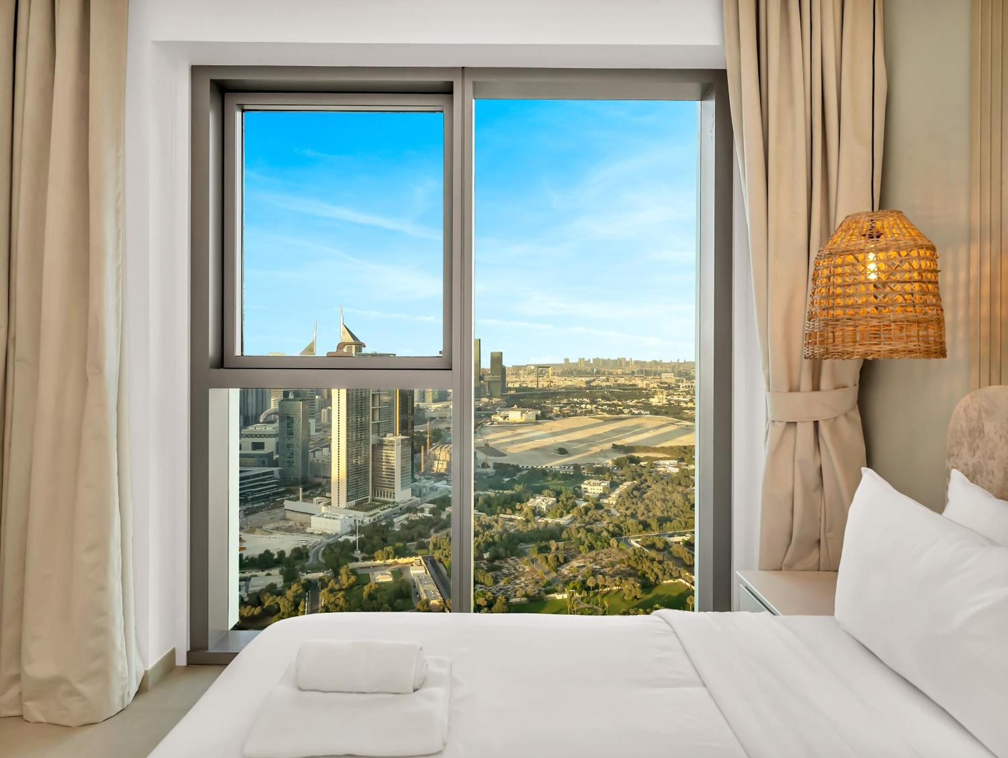 Lively New 2br Located Between Difc & Downtown With Difc View *