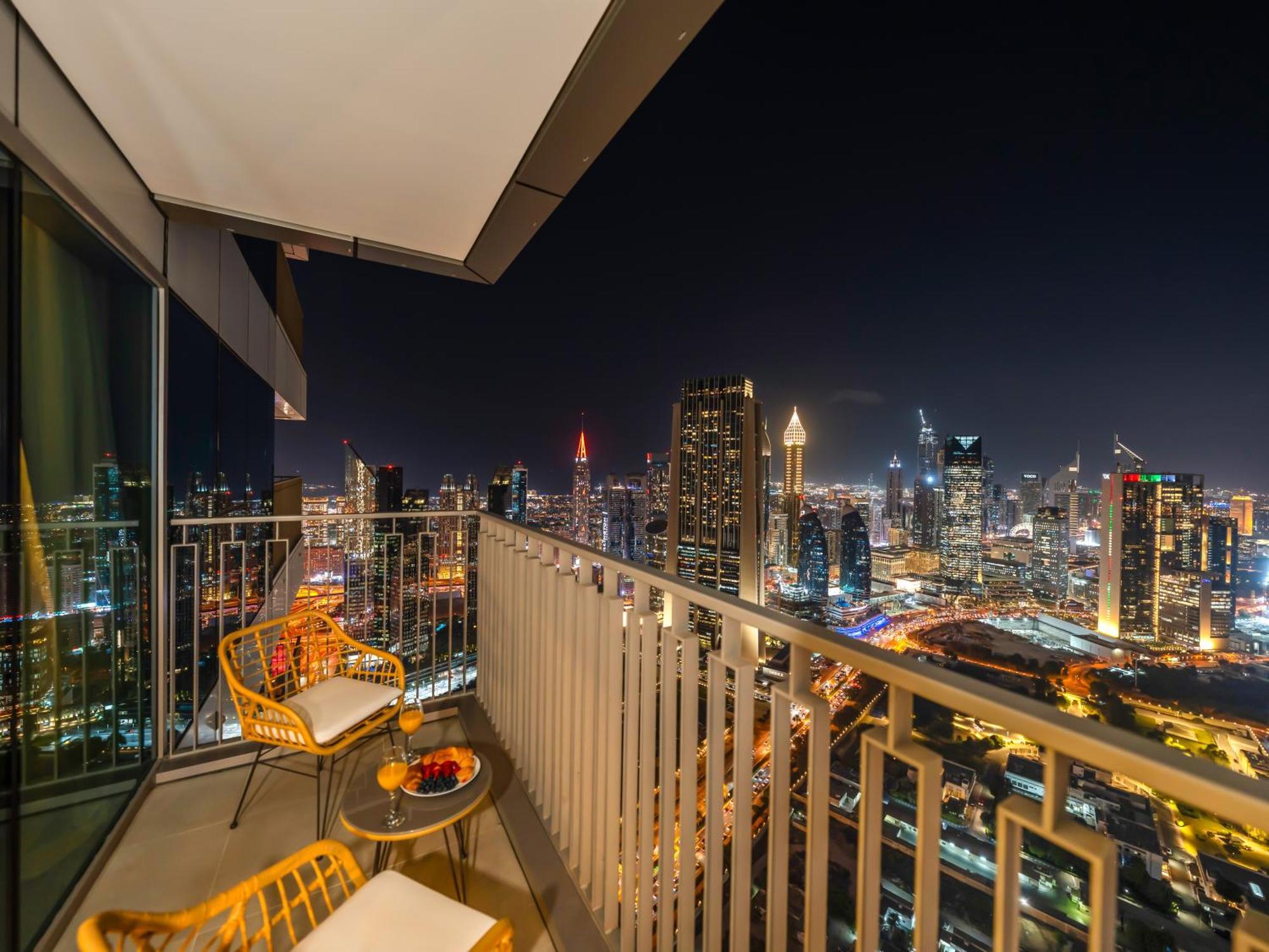 Apartment Lively New 2br Located Between Difc & Downtown With Difc View