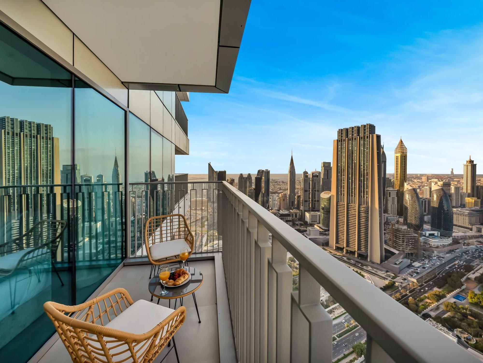 Lively New 2br Located Between Difc & Downtown With Difc View * Dubai
