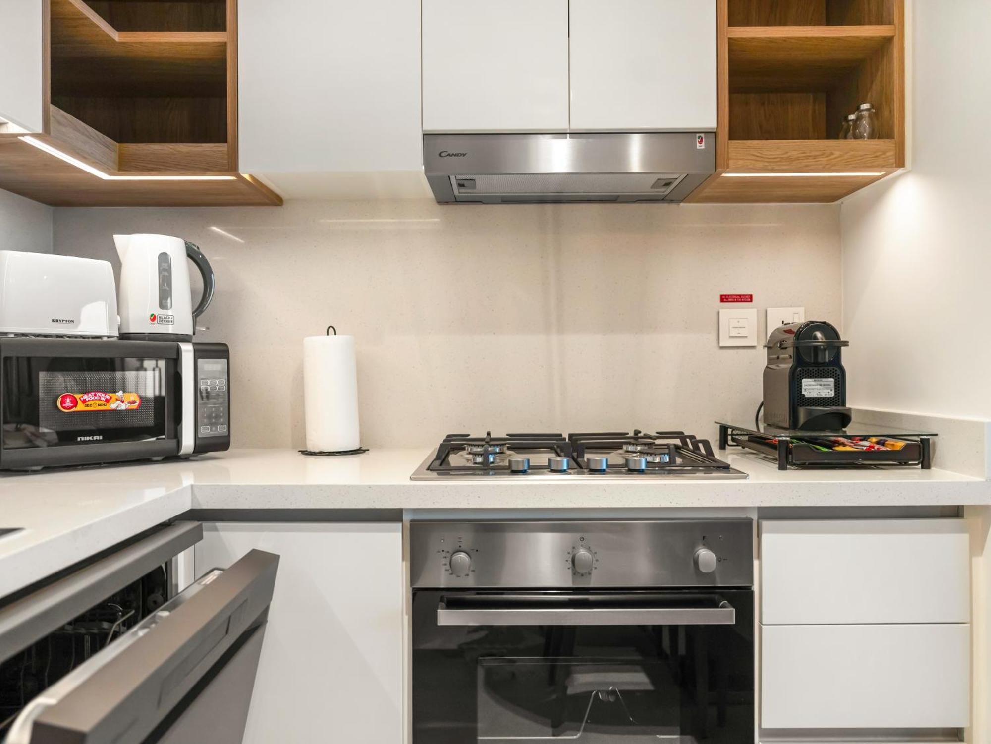 Lively New 2br Located Between Difc & Downtown With Difc View Apartment