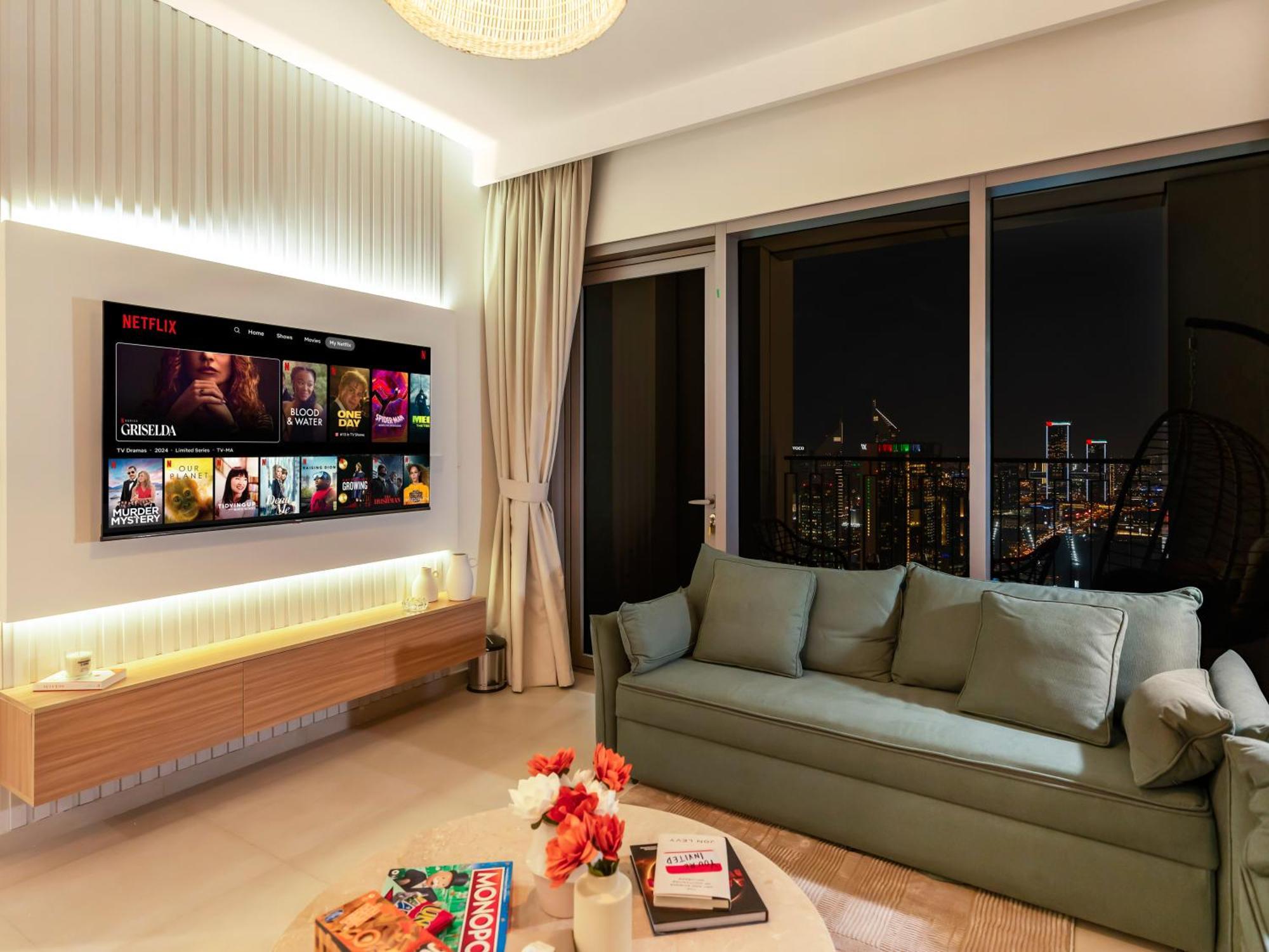 Apartment Lively New 2br Located Between Difc & Downtown With Difc View *