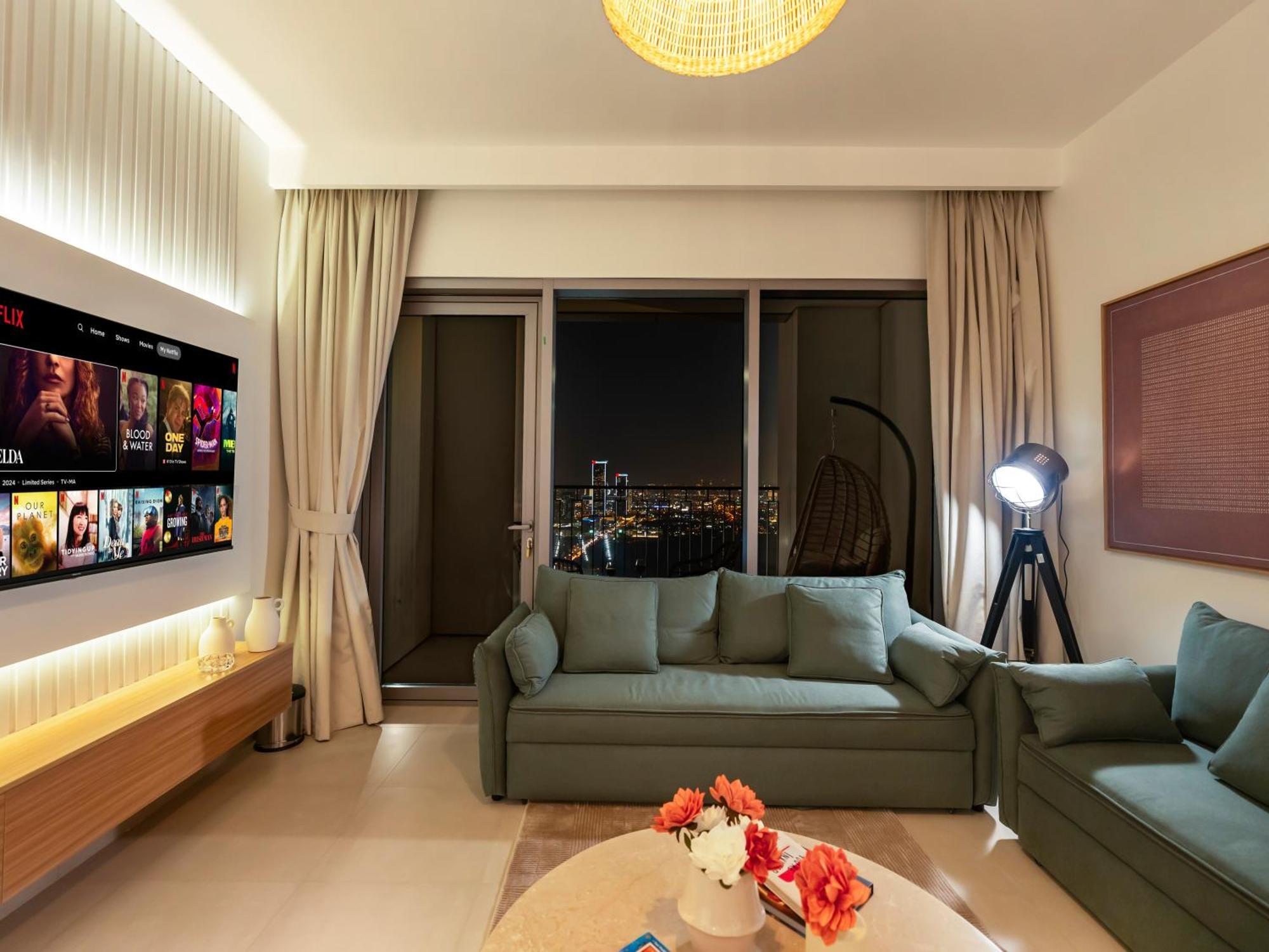 Lively New 2br Located Between Difc & Downtown With Difc View * Dubai