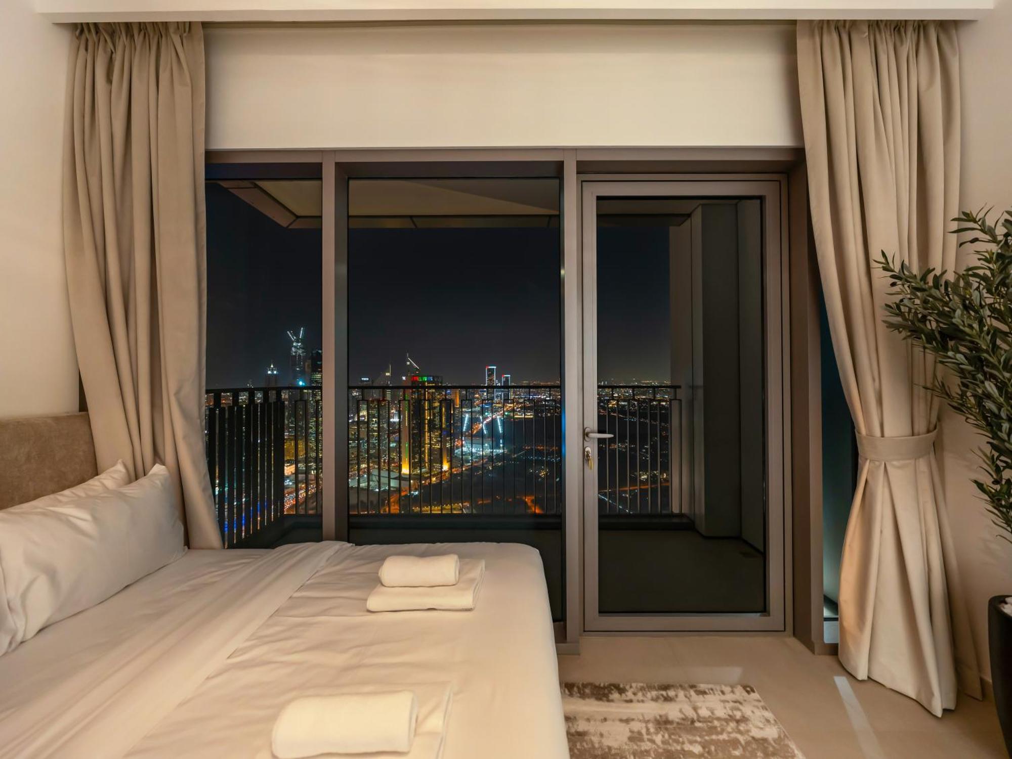 Lively New 2br Located Between Difc & Downtown With Difc View Apartment *